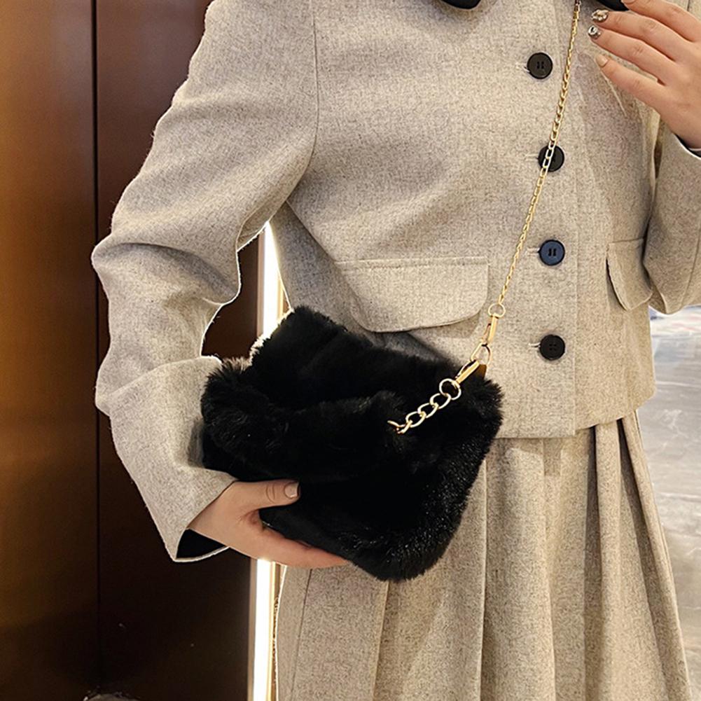 Women Chain Square Bag Casual Plush Tote Handbag Versatile Fuzzy Crossbody Bag Soft Cute Fall Winter Female Purse