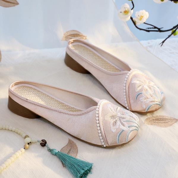 Fashion Home Slippers Women's Square Heel Loafers Slides Cover Toe Massage Block Floral Fabric Embroider Square Toe Block Heel Shoes Loa