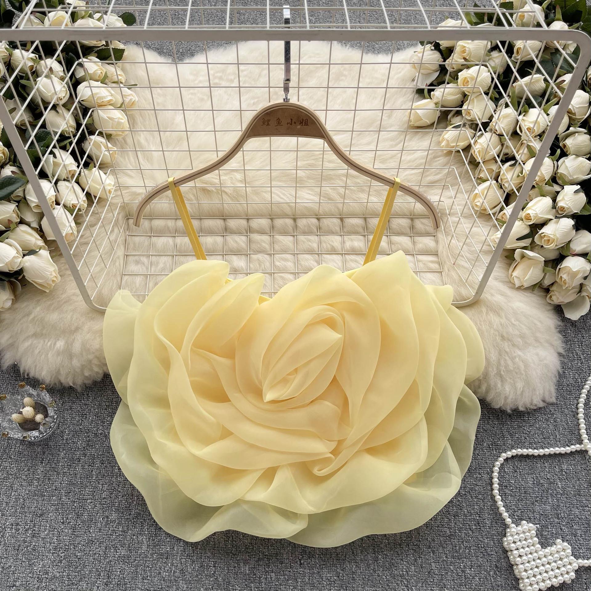 

Летняя женская майка в стиле отпуска, стереоскопическая майка с цветочным принтом, шикарный короткий топ с баской One Size жёлтый