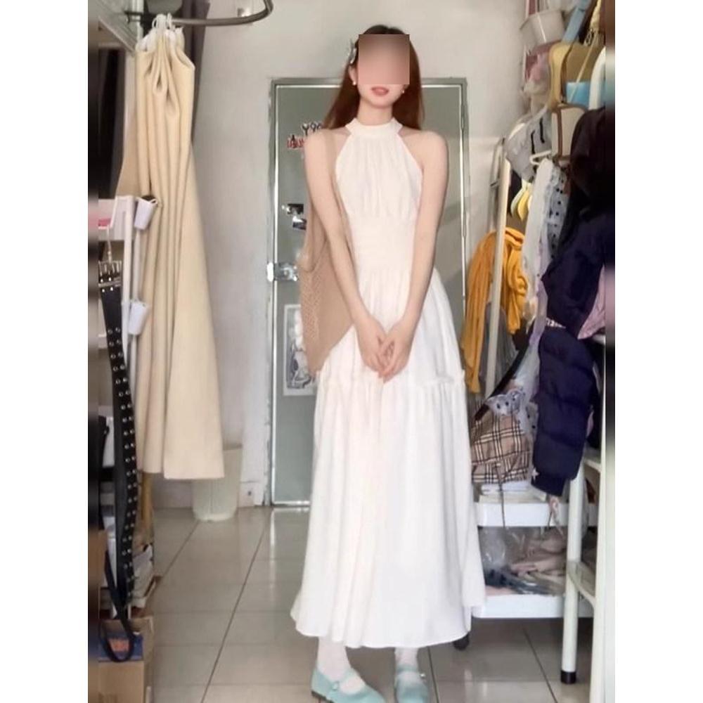 French high-end neck-hanging dress dress for women's summer elegant new design pleated waist and thin dress