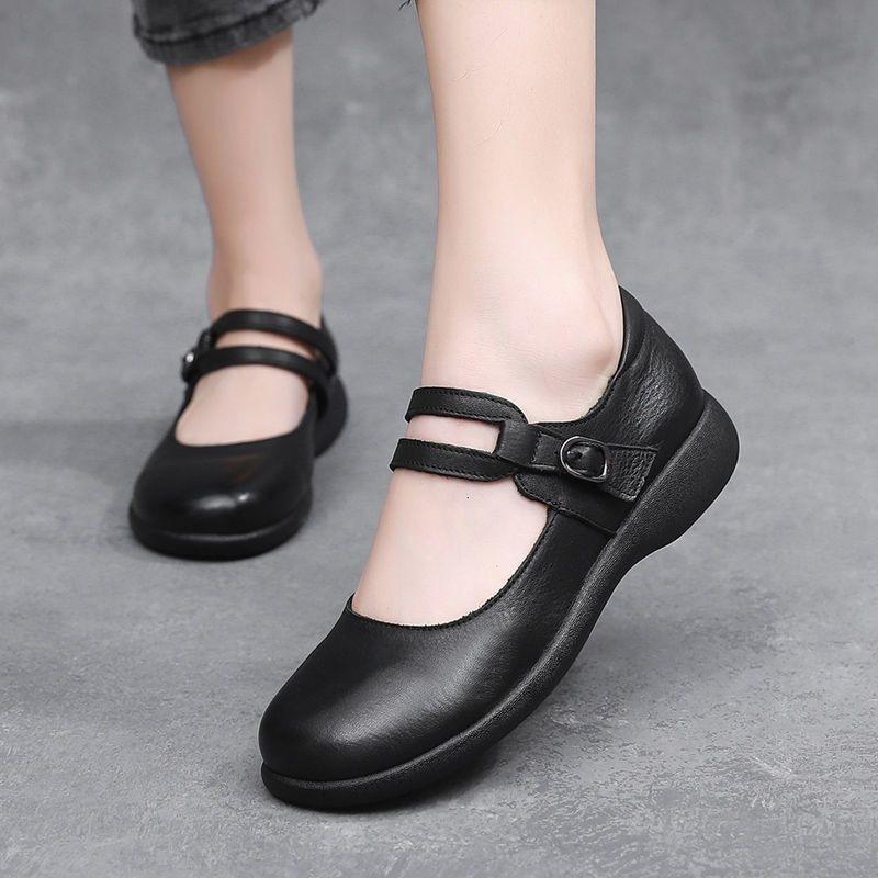 

Mom shoes spring and summer soft leather soft sole one-word buckle single shoes flat sole comfortable middle-aged and elderly retro shallow mouth lea 35