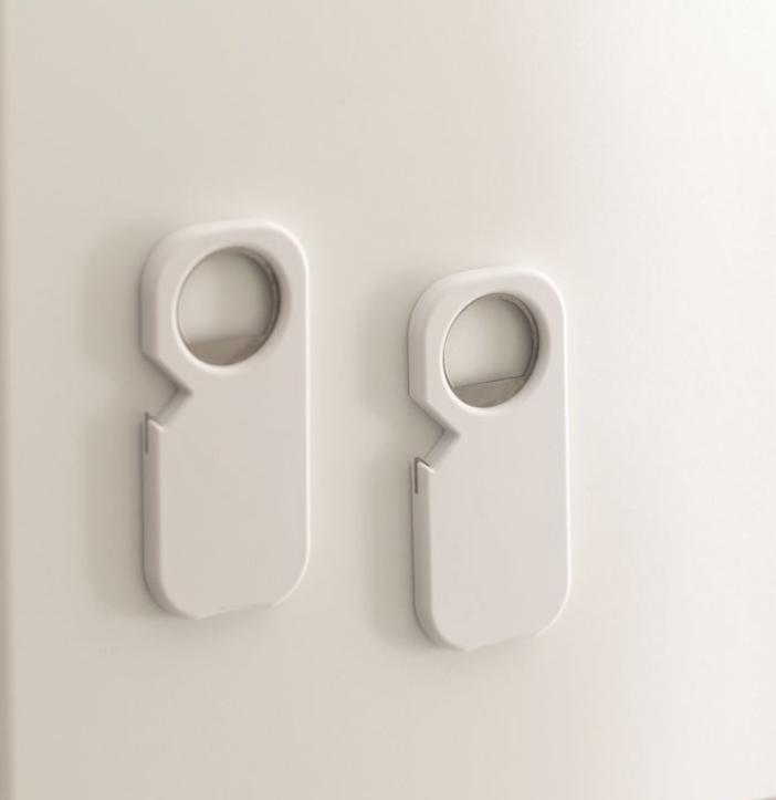 1/2pcs 3-in-1 Magnetic Bottle Opener & Can Opener - Stainless Steel Multi-Functional Kitchen Tool for Beer, Soda, and Beverages