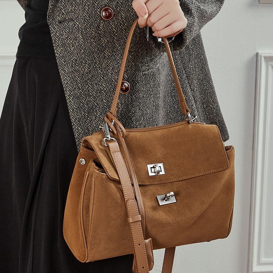 Light Luxury Imported Soft Suede Tote Bag Lazy Wind Large Capacity Matte Cowhide Lock Women'S Messenger Shoulder Bag