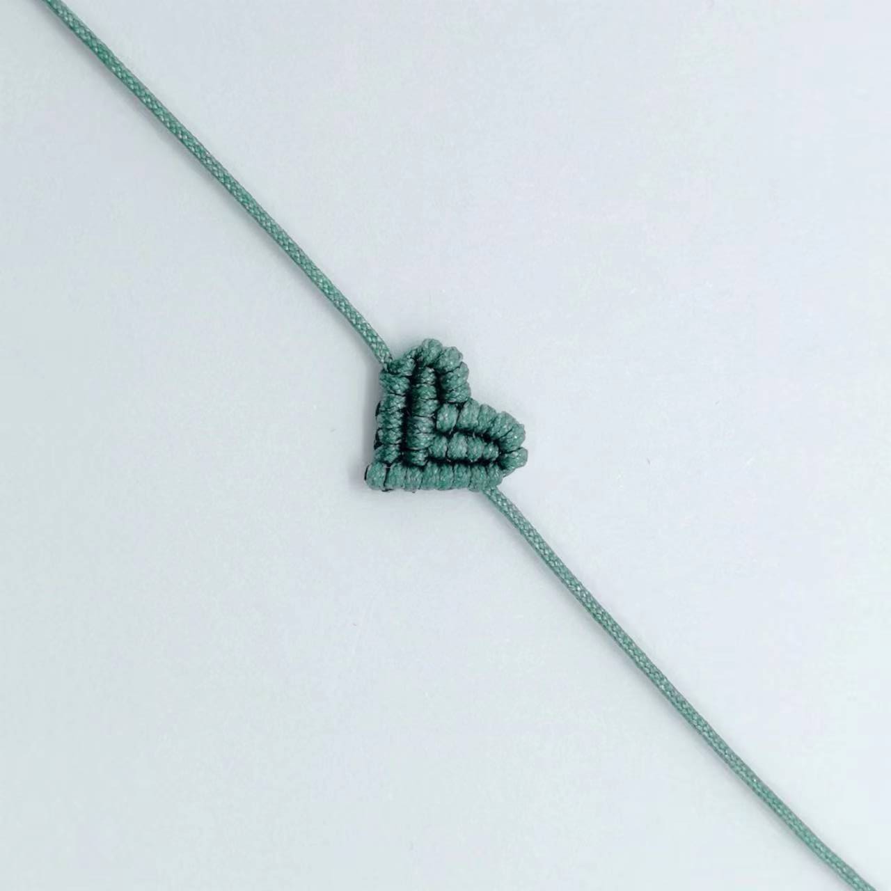 

Handiwork Hand Knitting Peach Heart-Shaped Lucky Red Rope Bracelet Adjustable Women Bestie Charm Simple Men Couple Lovers Gift 16-28cm