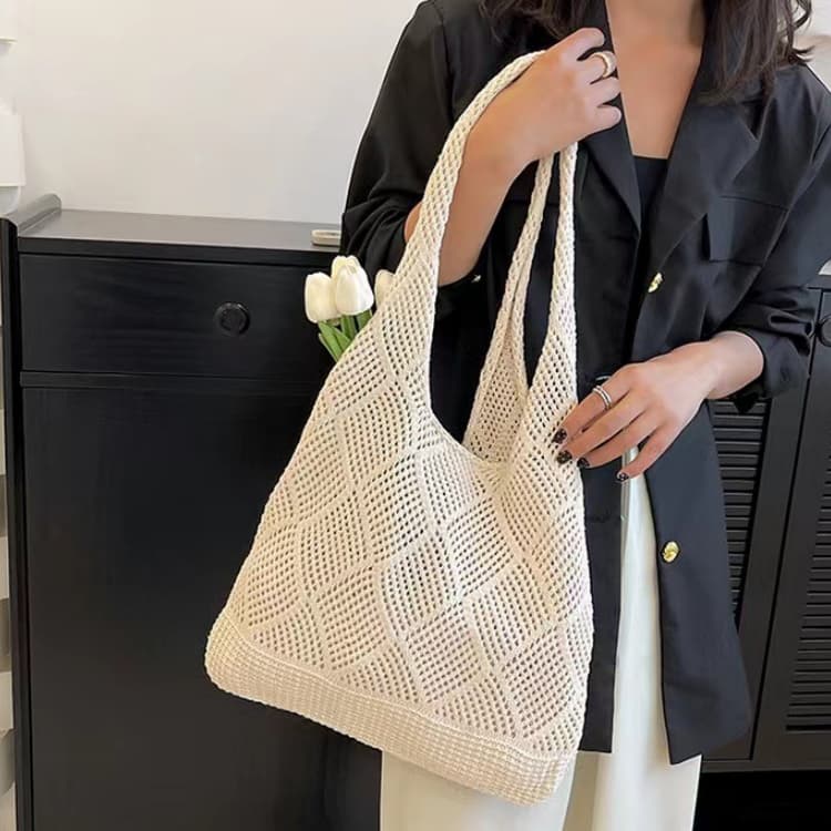 New women's hollow knitted handbag beach bag