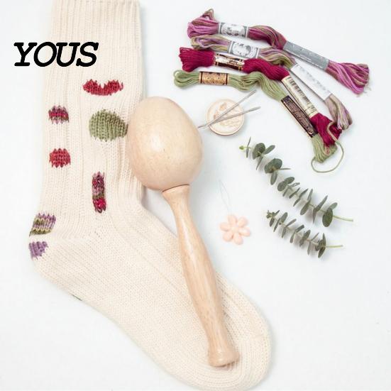 Wooden Darning Egg for Socks Repair, Shape Head Sock Hole DIY Embroidery Gadget Knit Mending Tool, Long Handle Darner Sewing Tool