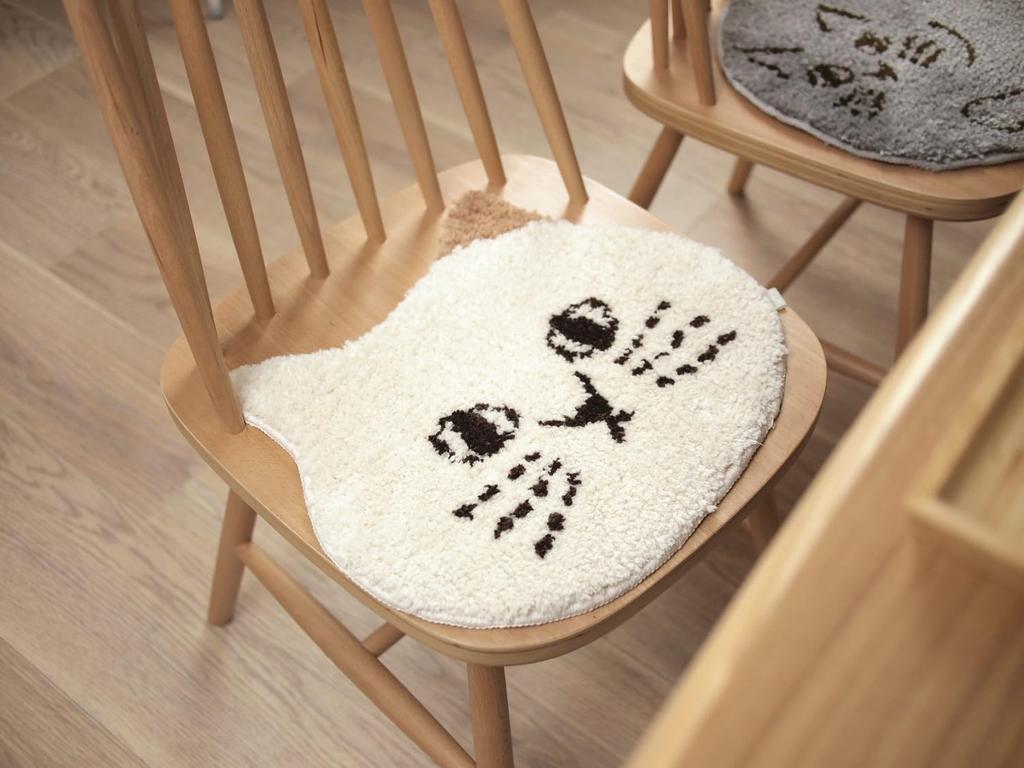 Daikai Nyafunyafu Pernă de Scaun Pisică Ivory x 74107 Decupată W38.5 H33.5cm