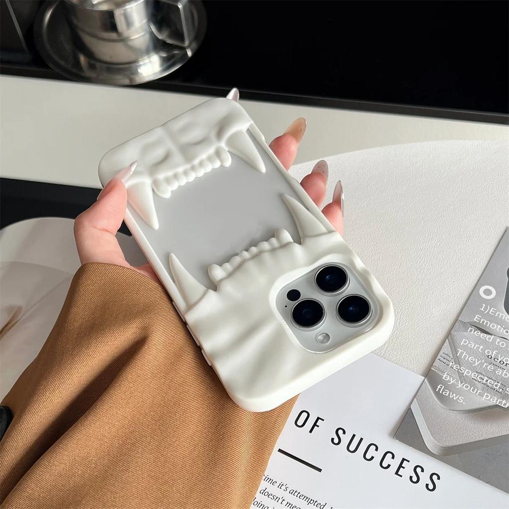 Capa de Celular 3D Dente de Cão Oco Dissipa Calor Para iPhone 16 15 14 13 12 11 Pro Max Branco À Prova de Choque Capa de Silicone Macio