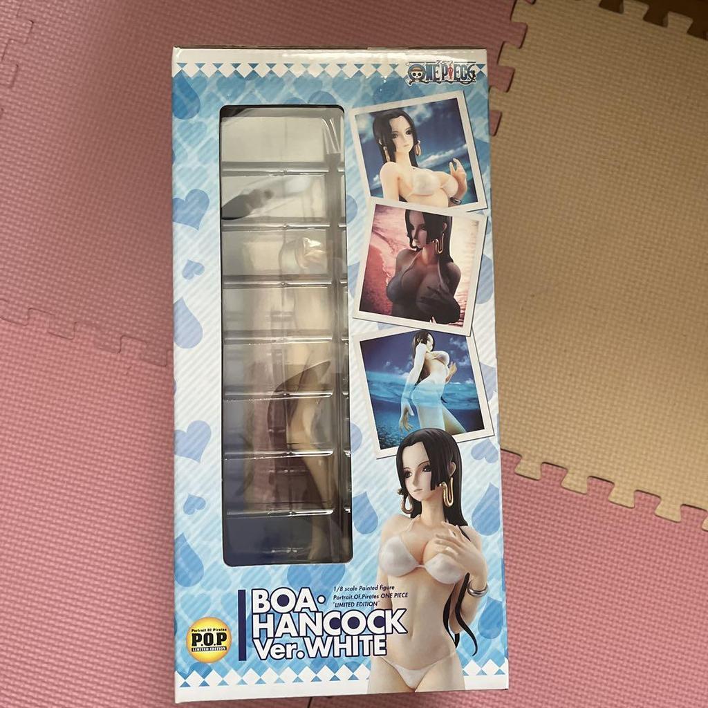 [USED] P.O.P ONE PIECE Boa Hancock ver. WHITE