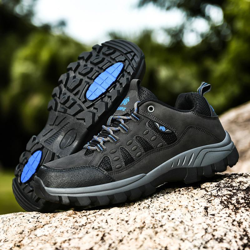 Four Seasons Low Top Outdoor Hiking Shoes Lightweight Large Size Couple Tide Shoes Korean Edition Tide Sports Casual Shoes Men and Women