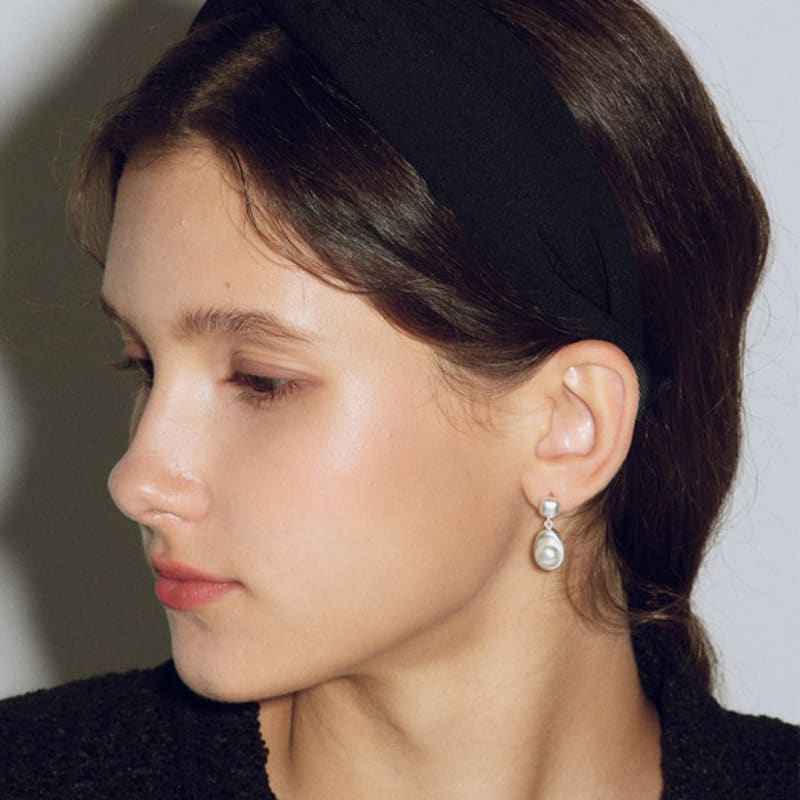 

Les Bijoux Philosophy LB_Черная повязка для волос с узлом BLACK_FREE