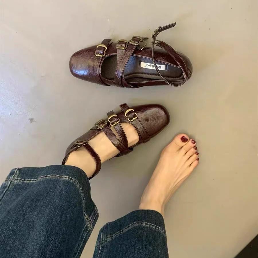 

Туфли Мэри Джейн в стиле ретро 2025 для женщин: Скрытый каблук, квадратный носок, низкий вырез 40 бордовый