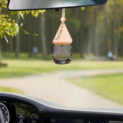 Car Oil Diffuser Hanging Bottle Empty Refillable Hanging Car Air Freshener Diffuser Aromatherapy Fragrance Essential Oil