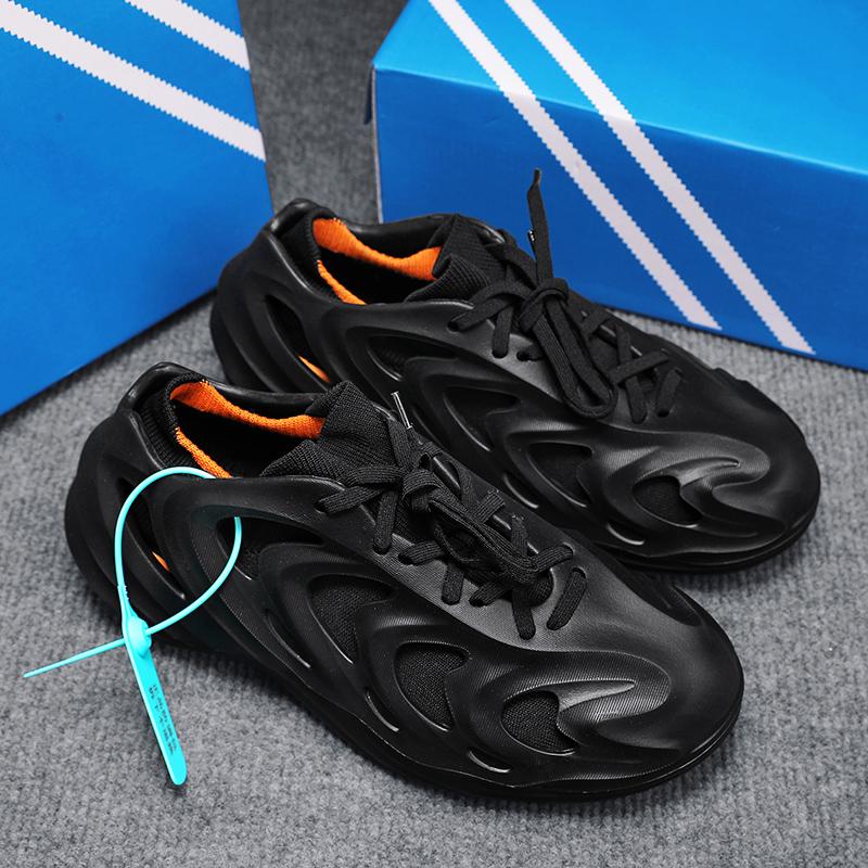Fashion New Men Spring Summer Casual Shoes EVA Cave Shoe Garden Shoes Fly Weaving Mesh Breathable Light Outdoor Sneakers Running Shoes