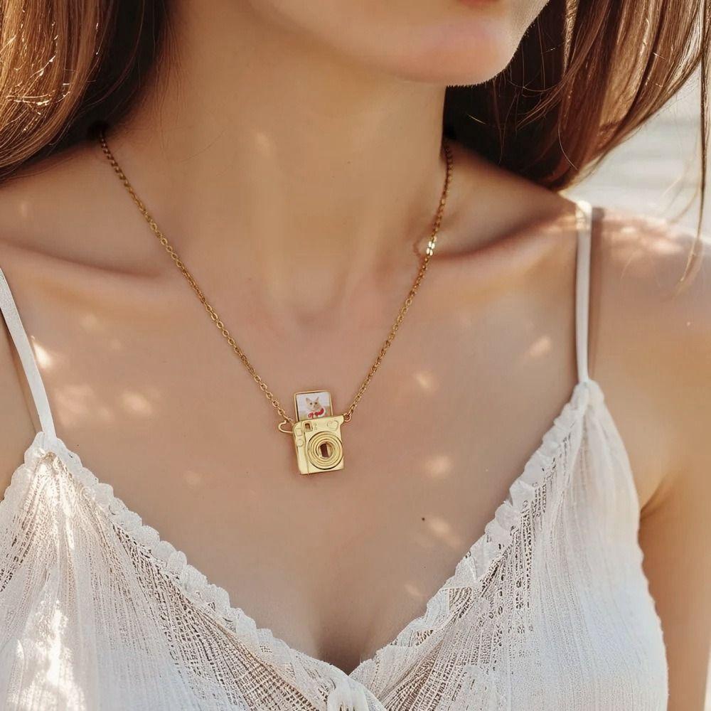 Stainless Steel Photo Frame Necklace Retractable Photo Album Necklace Camera Photo Pendant  Jewelry