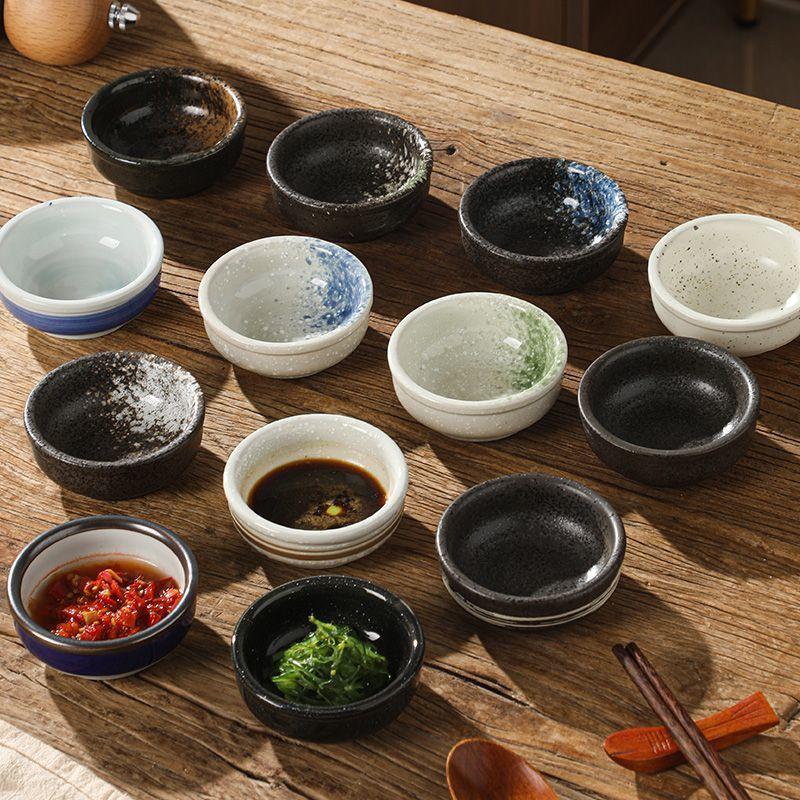 Keramische schijf in Japanse stijl Huishoudelijke creatieve sojasausschaal Restaurantservies Commerciële sushi-dipazijnschotel