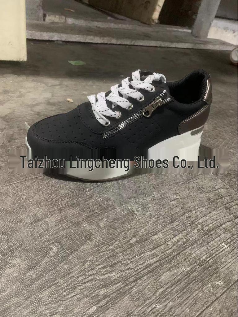 2021 Casual Women's Lace-up Sneakers with Thick Sole and Burned Flower Design, Plus Sizes Available