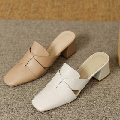 2025 Summer French Retro Medium Heel Square Head Bag Head Half Slippers Women Wear Thick Heel Versatile Apricot Half Drag Muller Shoes