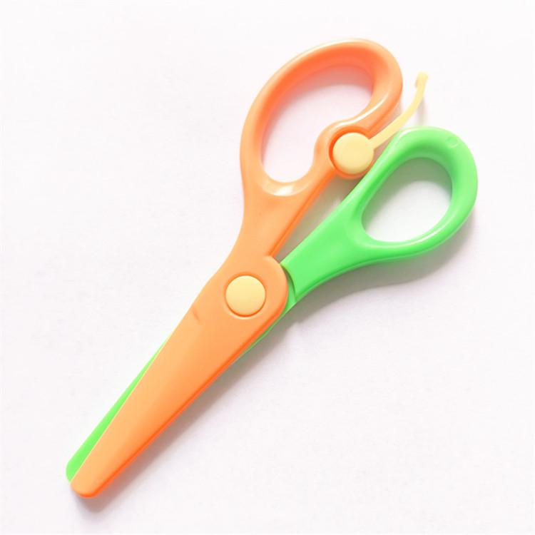 Children's All-Plastic Safety Scissors for Kindergarten Crafting