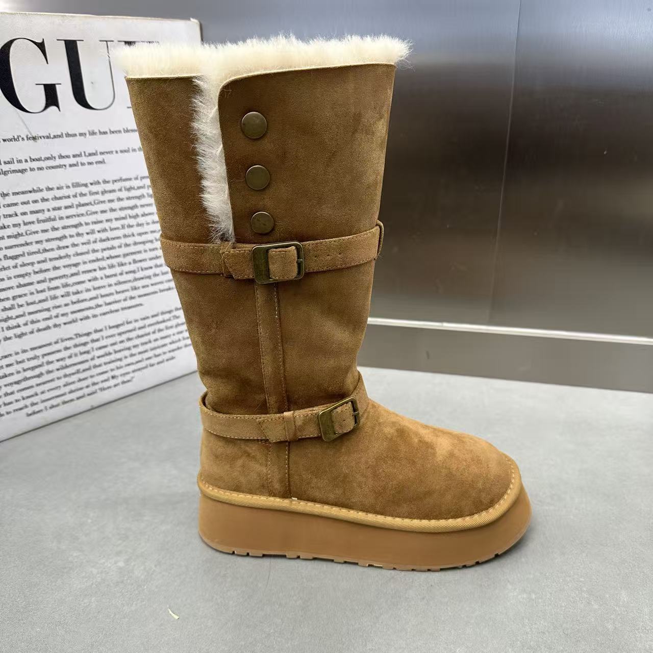 

Thick-soled fluffy warm snow boots women s winter 2025 new rivet casual retro long cotton boots 39