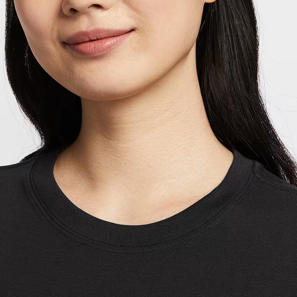 Nike Sportswear Chill Knit Fitted Crew Neck Short Sleeve T-Shirt Women Tops Black HF9723010