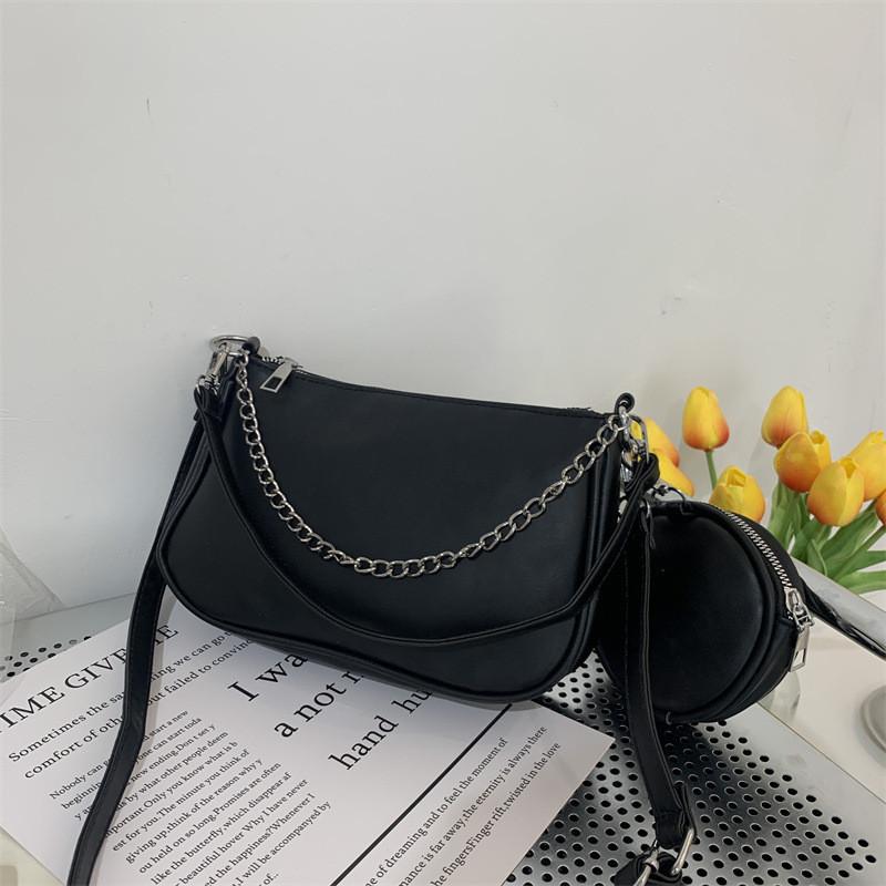 Trendy Black Small Square Bag For Women Stylish Minimalist Crossbody Retro Purse