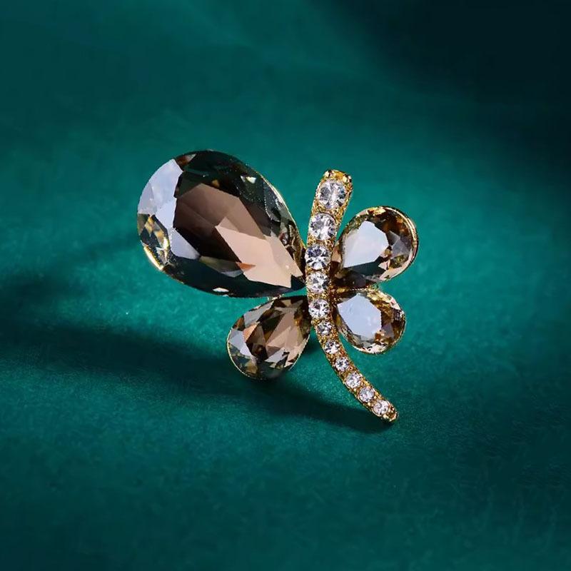 Emerald Butterfly Brooch Femininity Insect Brooch Niche Premium Pin Retro Suit Accessories