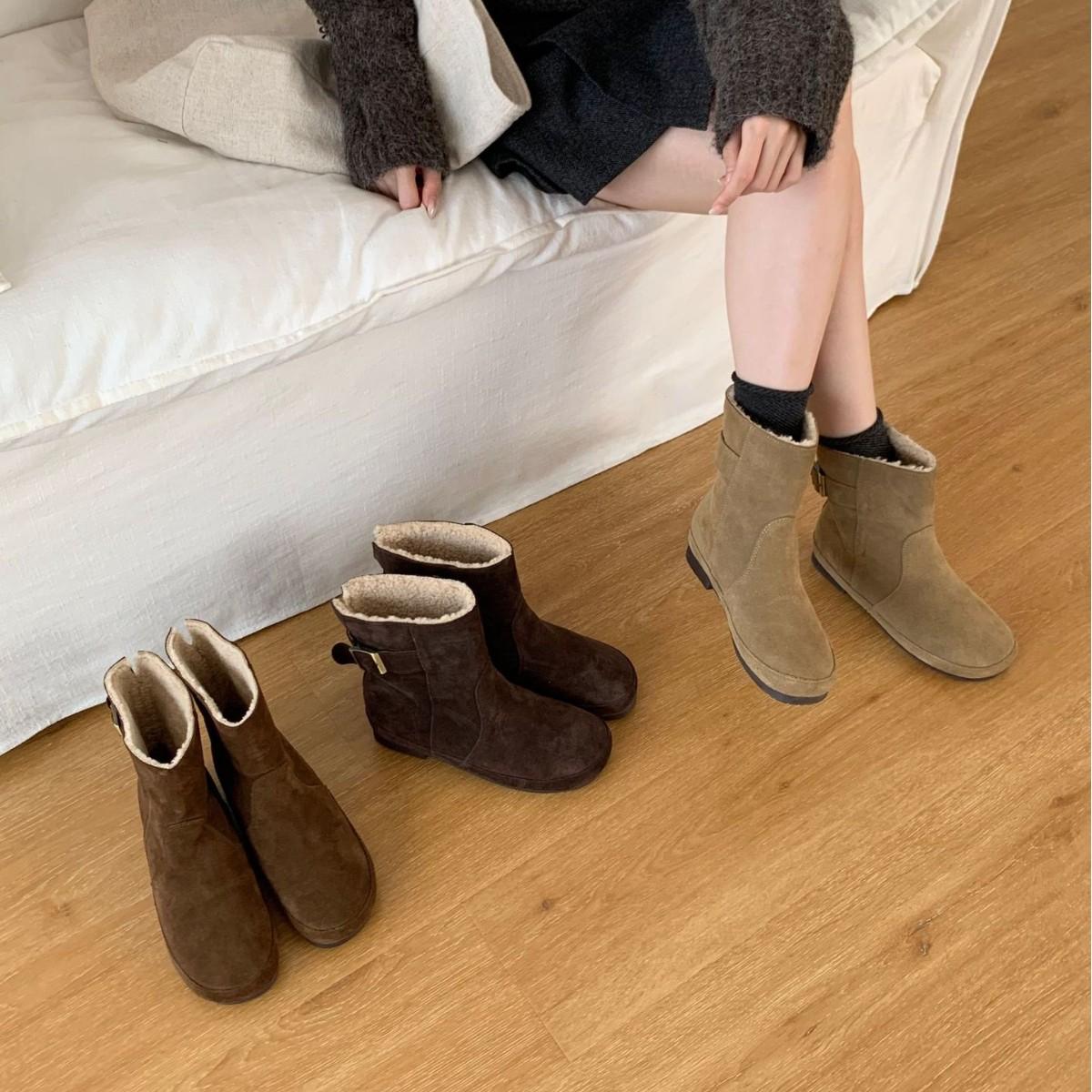 

2025 new winter low-heeled short boots thickened buckle women s shoes thick-heeled short boots round-toed women s boots 39 хаки