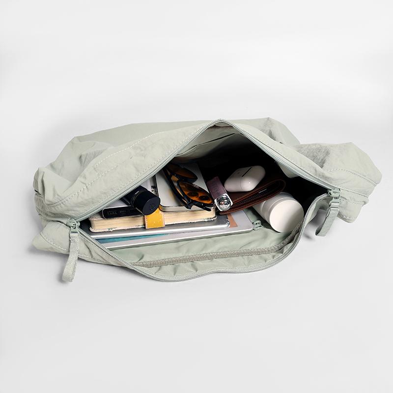 Sports Men's Shoulder Bag Women's Large Capacity Dumpling Bag Lightweight Crossbody Bag