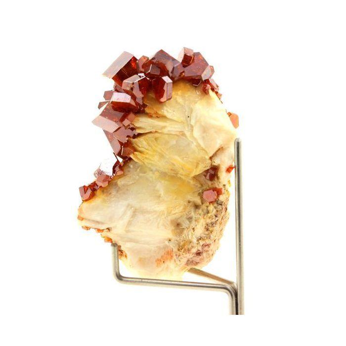 Pierres et Minéraux. Vanadinite. 250.0 ct. Mibladen Mining District, Midelt, Maroc.