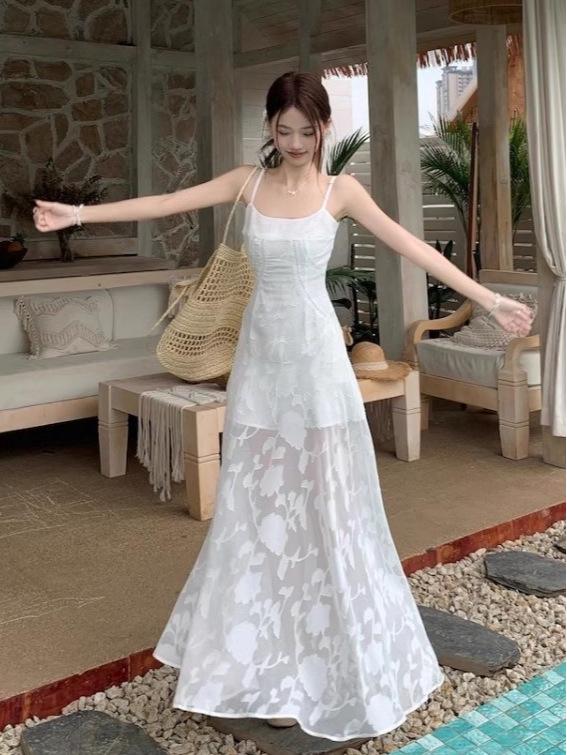 Seaside Resort Mint Green Spaghetti Strap Dress - Women's 2026 Summer Waist-Cinching Long Gown
