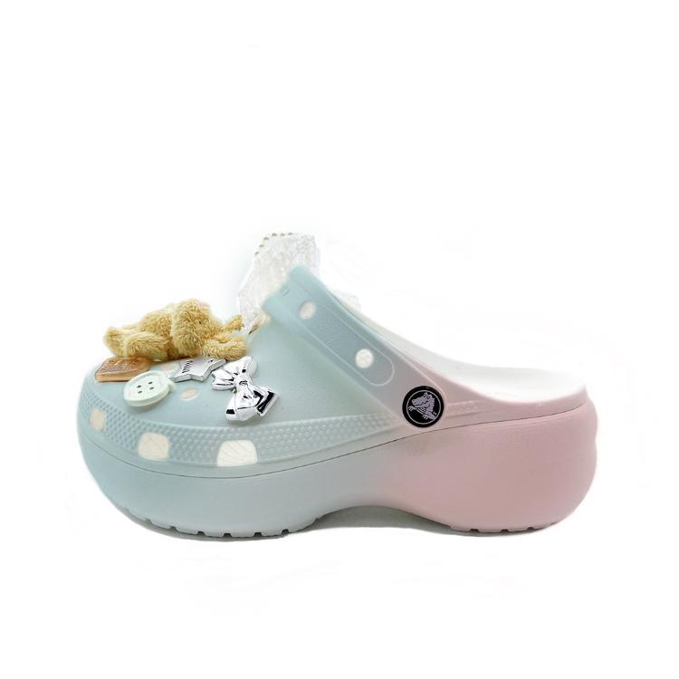 

Crocs Classic Platform Clog EVA Rogue Rabbit Пляжные Стильные и Удобные Дырочные Туфли Унисекс Синий Розовый 34-35