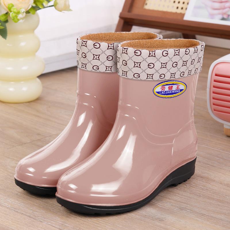 New women's rain shoes fashionable shallow mouth anti-skid medium tube rain shoes warm kitchen shoes boots rubber shoes