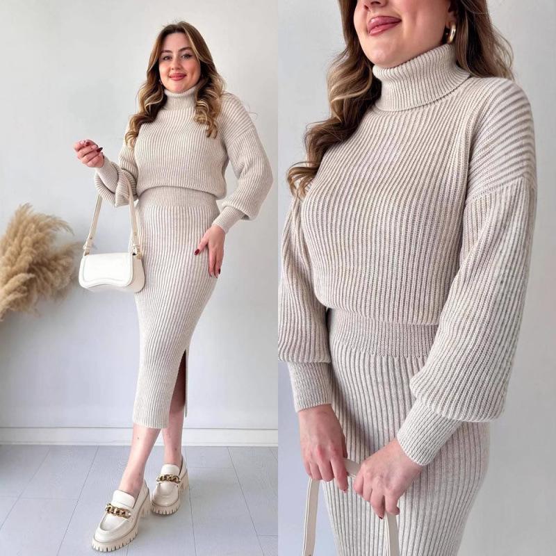 2025 A/W Solid Color High Neck Pullover & Slit Skirt Set