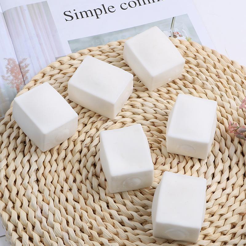 

Tofu Slow Rebound Decompression Toy - Kneadable TPR Vent Artifact 5.5*4*3