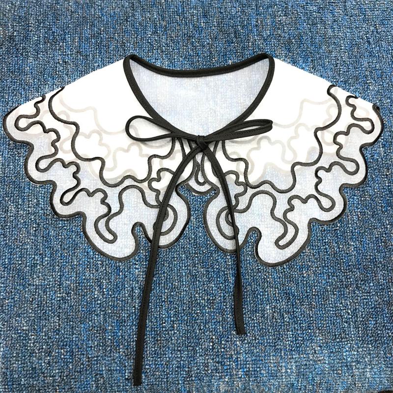 Vintage Palaststil Damen Puppen Falscher Kragen Hohlblumenspitze Rüschenbesatz Halbes Hemd Halskette Schal Wickeltuch Revers Bluse
