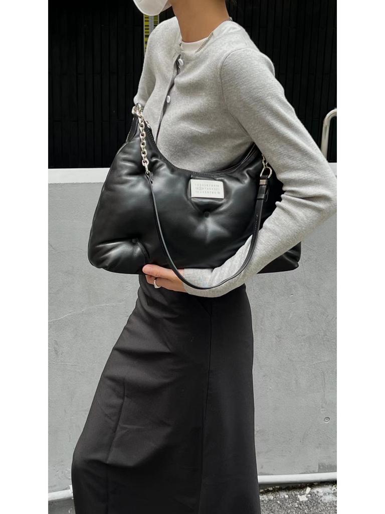 Niche Design Margiela Cloud Underarm Bag - Soft, Fluffy, Large Capacity, Fashionable, Versatile Chain Shoulder Bag