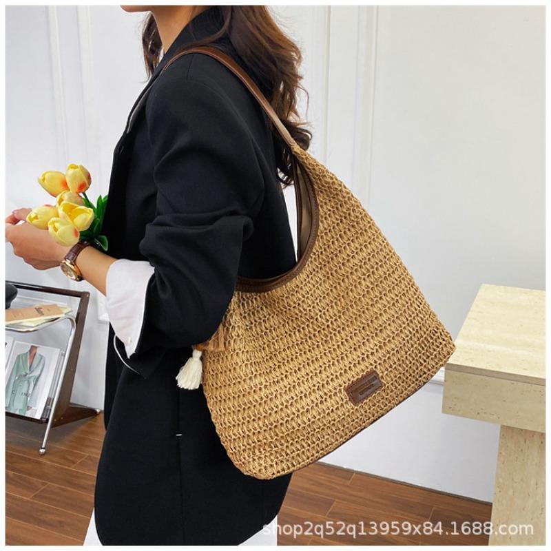 Woven Tote Bag Women's New Lazy Wind Shoulder Bag Large Capacity Leisure Commuting Vacation Armpit Bag