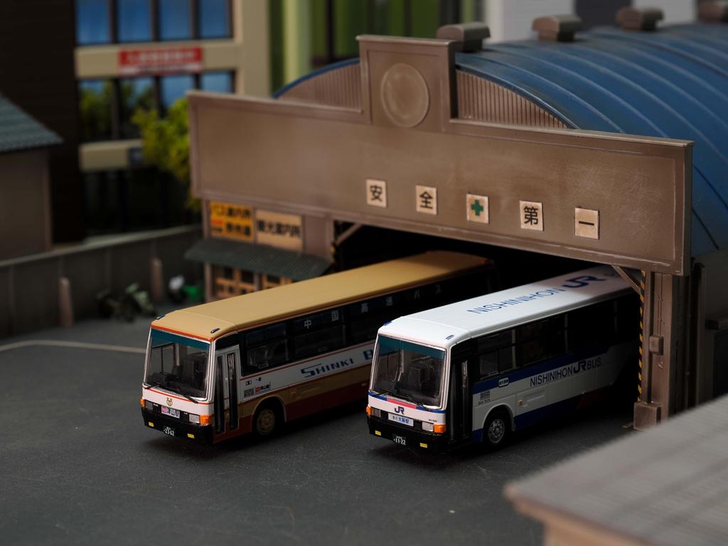 Tomytec Die Bus-Kollektion Bus Collection Chugoku Highway Bus 50-jähriges Jubiläum Set mit 2 Diorama-Zubehör 335399