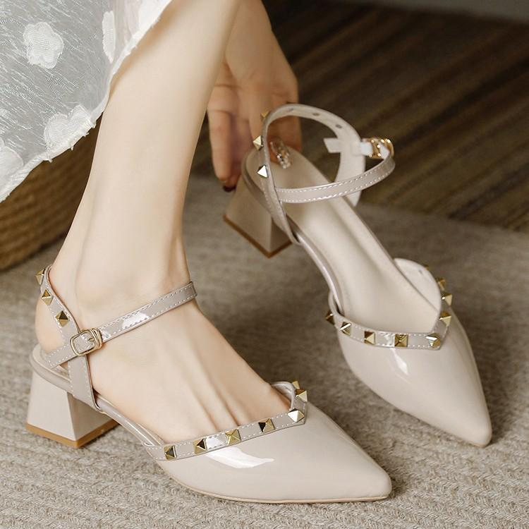 High Heels Women's Summer 2025 New French Bag Head Rivets Shallow Thick Heel Pointed Head Versatile Fashion Sandals Women