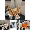 Chic Small Pu Leather Women's Chain Shoulder Bag With Zipper Closure For Everyday Style