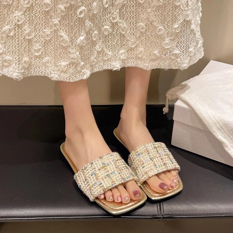 Flache Hausschuhe Damen Neu Sommer Quadratischer Zehenbereich Gewebt Strandurlaub Strandschuhe Rutschfest Offene Zehenpartie Große Größen Damenschuhe