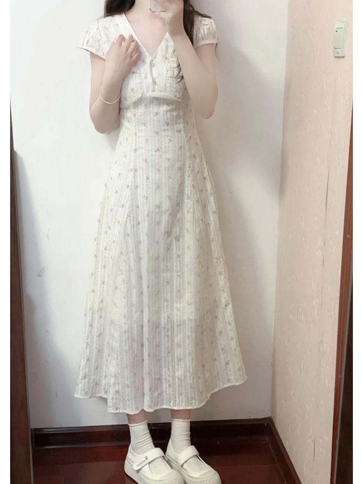 Elegant Floral V-Neck Short Sleeve Dress - Slimming Fit