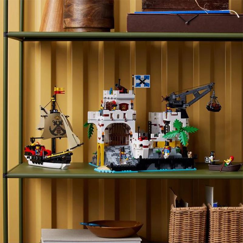 NEW Medieval Pirates Series Eldorado Fortress 10320 Fortress Pirate Barracuda Bay Modular Building Blocks DIY Bricks Toy Gifts