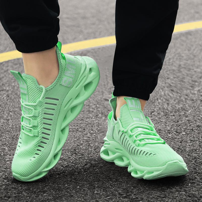 Sports Shoes Men's Breathable Fly Woven Men's Shoes Fried Dough Twists Soles Hollow Thick Soles Large Casual Shoes