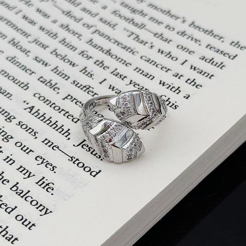 Planet Saturn Full Of Diamonds, Zircon, Gypsy Open Ring, Women'S Light Luxury Niche High-End Temperament French Index Finger Ring