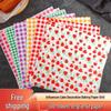 Koreanische Bento-Box-Kuchenförmchen - Bunte Karomuster-Fettpapier mit Erdbeer-Design.