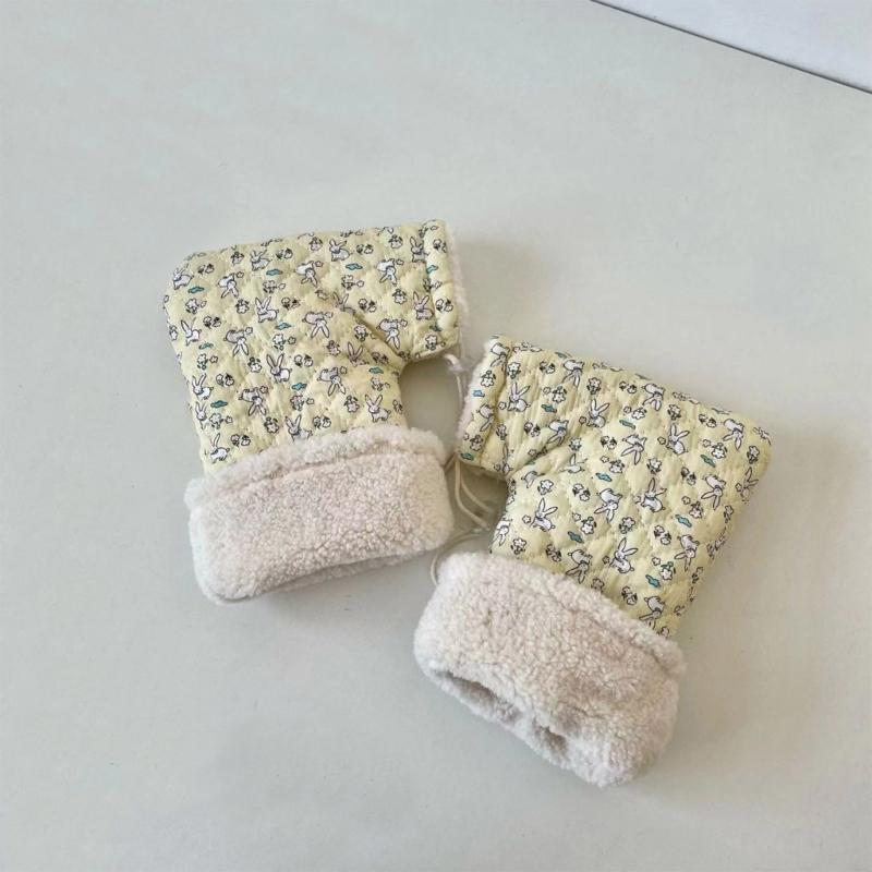 Winter Outdoor Sports Mittens for Children Cute Cartoon Printed Stroller Hand Warmers Soft Plush Lining Warm Gloves