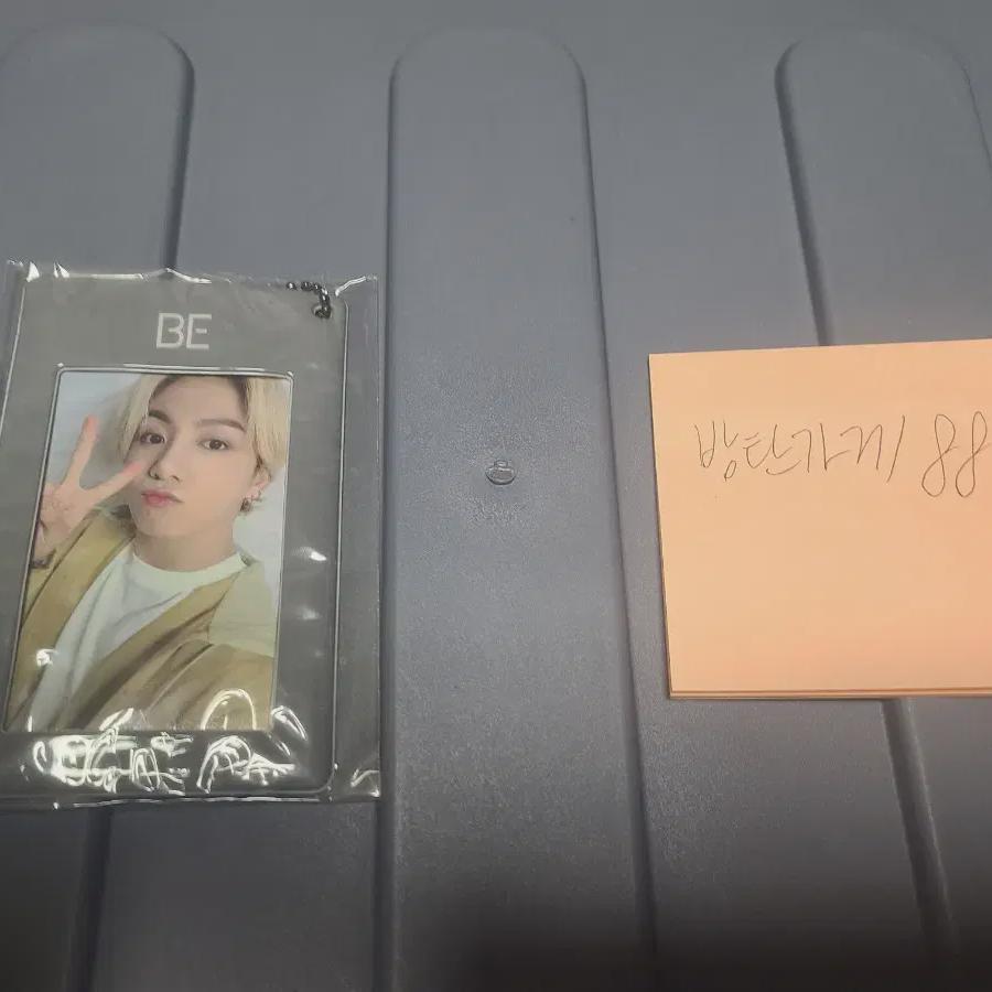 

Bulletproof Bts Be Альбом Чонгук Случайная Фотокарточка