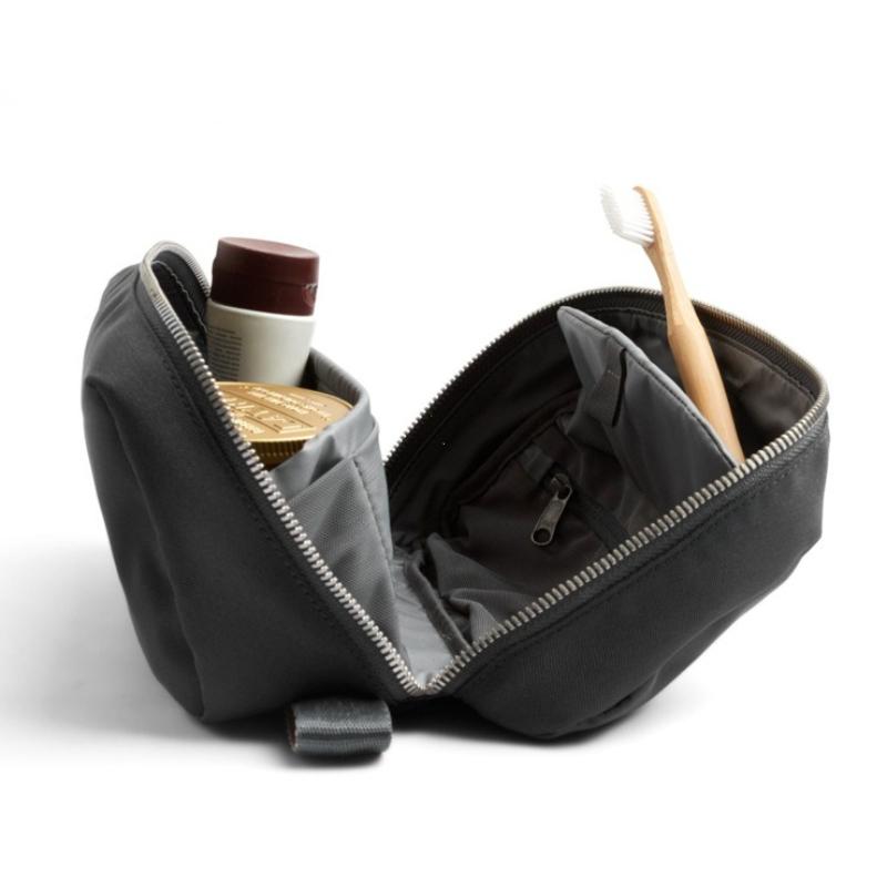 Men's Travel Toiletry Bag Large Capacity Portable Storage Bag for Business Trips And Leisure Travel Convenient Carry-On